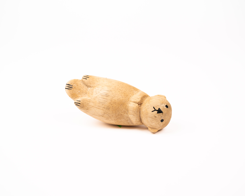 Houten dier - Otter Liggend